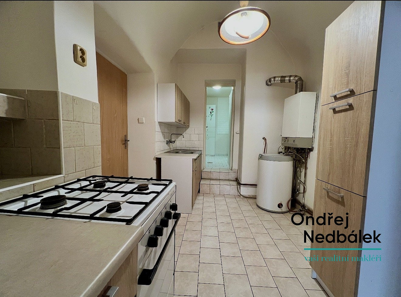 Pronájem bytu 1+1 34 m² – fotografie 3