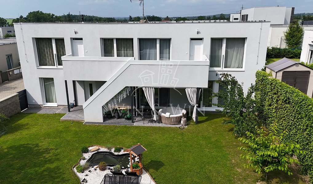 Prodej domu 204 m² s pozemkem 339 m², Unhošť – náhled fotky 3
