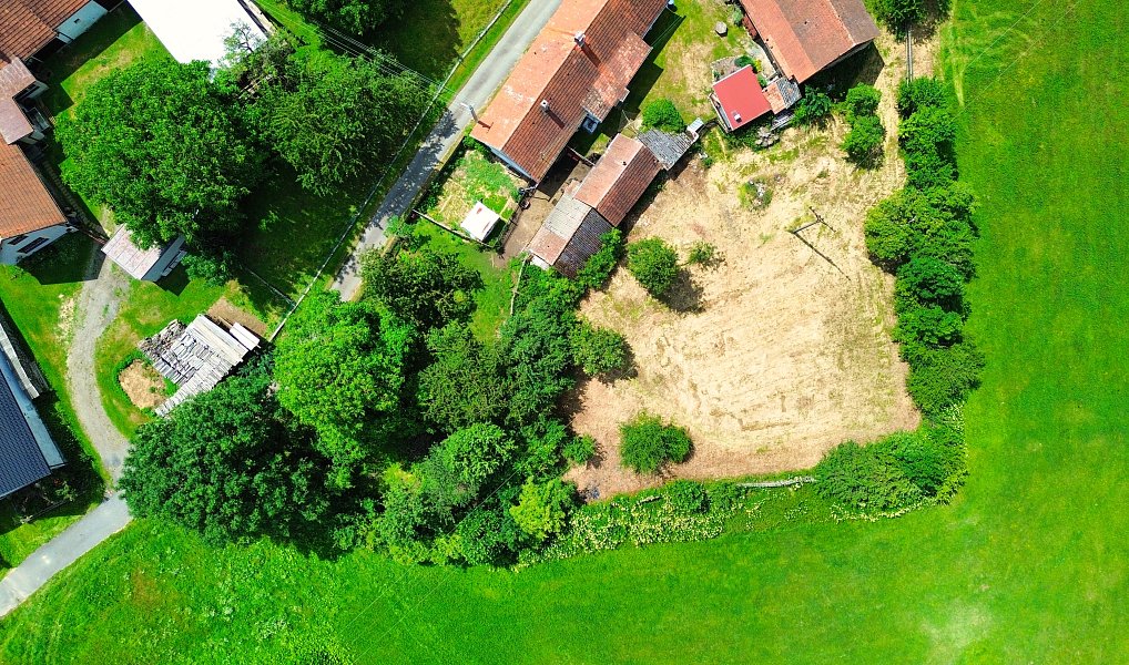 Prodej stavebního pozemku 1 357 m², Zadní Střítež – náhled fotky 5