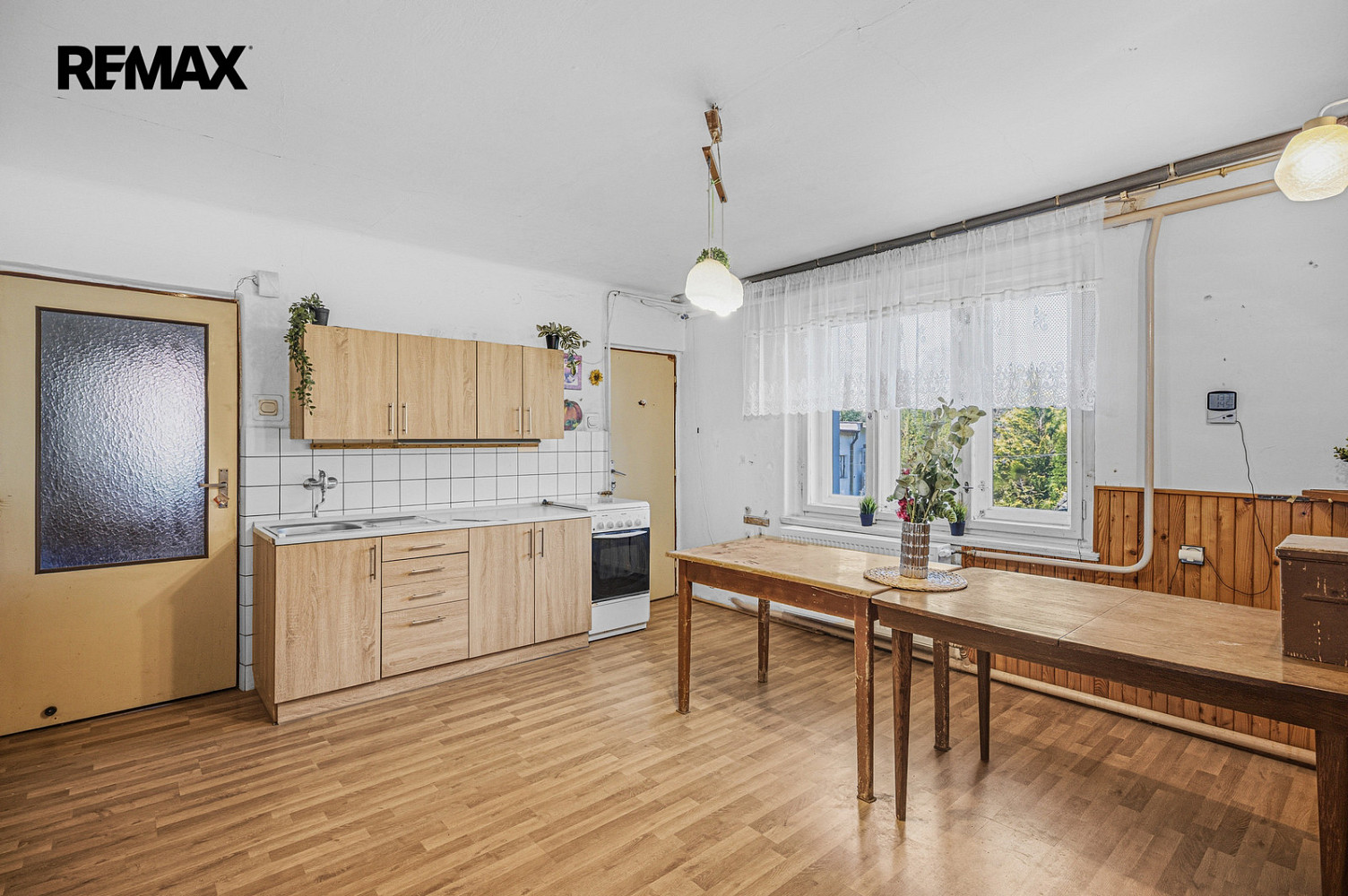 Prodej domu 105 m² s pozemkem 801 m² – pohled 2