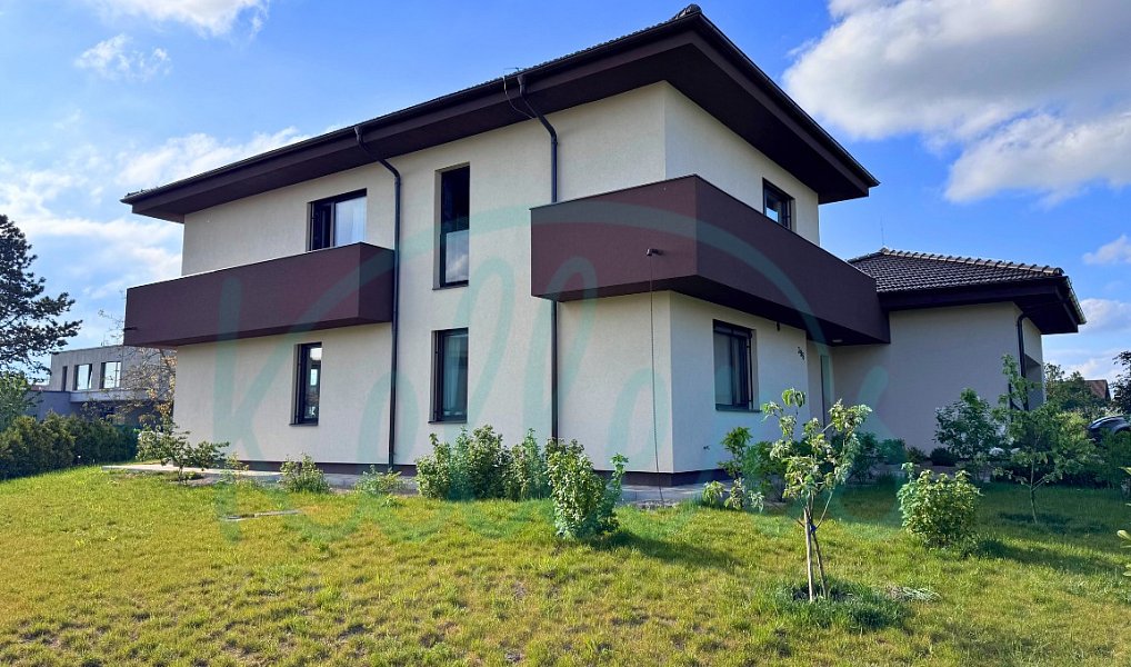 Pronájem domu 244 m² s pozemkem 972 m², Vysoký Újezd – náhled fotky 32