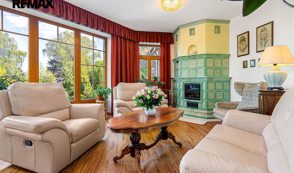 Prodej domu 277 m² s pozemkem 3 435 m², Sulice – náhled fotky 4
