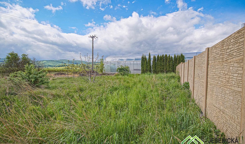 Prodej stavebního pozemku 748 m², Javorník – náhled fotky 5