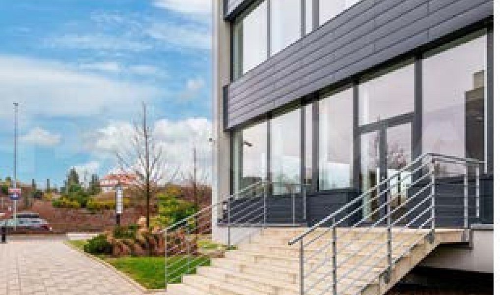 Pronájem kanceláře 1 398 m², Praha – náhled fotky 9