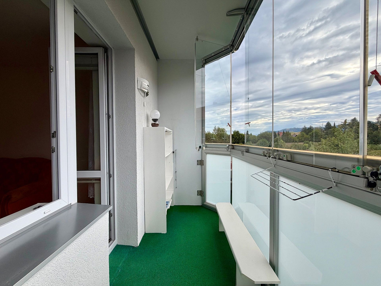 Pronájem bytu 2+1 50 m² – fotografie 2