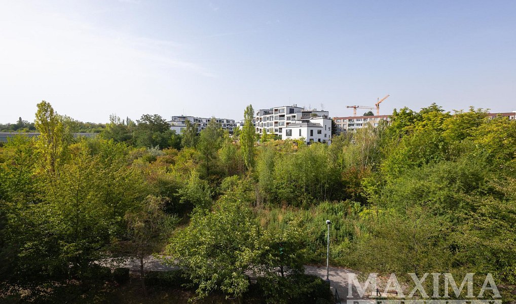 Prodej bytu 3+1 76 m², Praha – náhled fotky 2