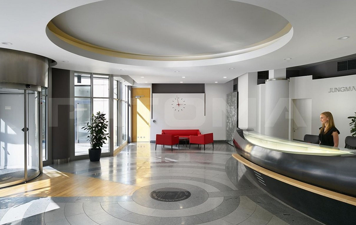 Pronájem kanceláře 369 m² — photo 3