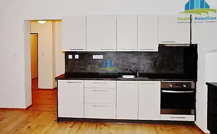 Pronájem bytu 1+1 68 m², Úzká, Cheb