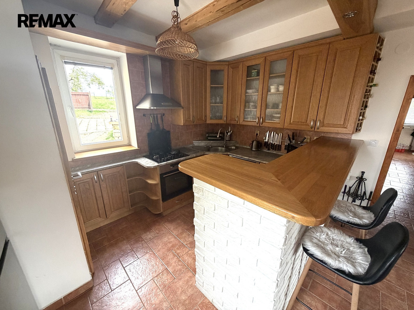 Prodej domu 240 m² s pozemkem 1 460 m² - Widok 6