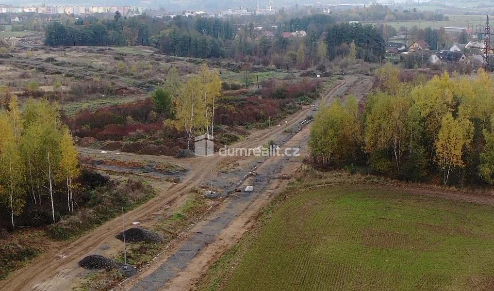 Prodej stavebního pozemku 1 659 m², Ostrov – náhled fotky 14