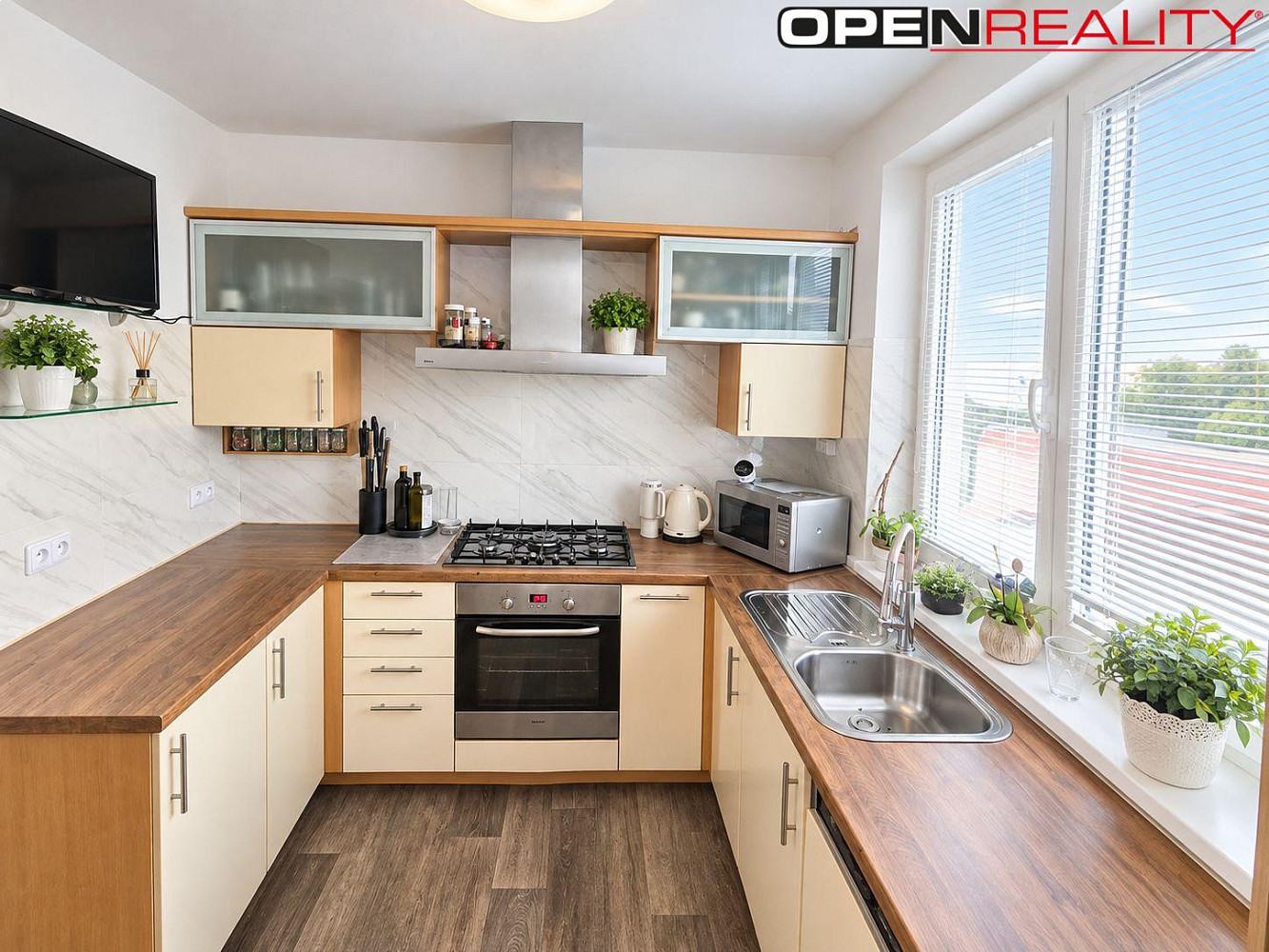 Prodej domu 169 m² s pozemkem 398 m² – fotografie 3