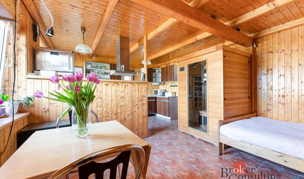 Prodej zemědělského objektu 1 850 m², Kněžice – náhled fotky 11