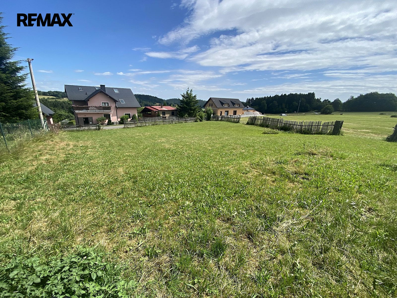 Prodej stavebního pozemku 1 134 m² – pohled 4