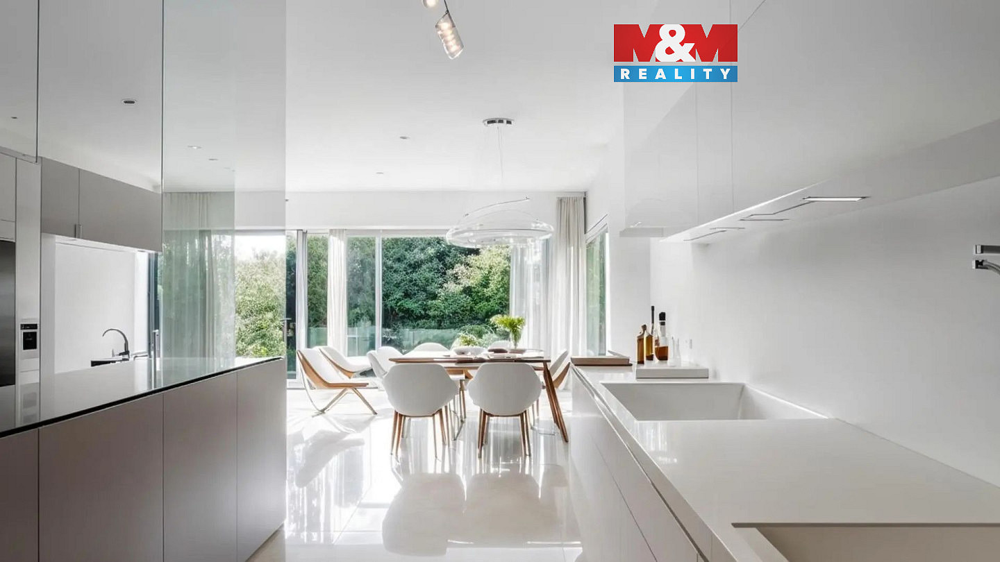 Prodej domu 121 m² s pozemkem 197 m²