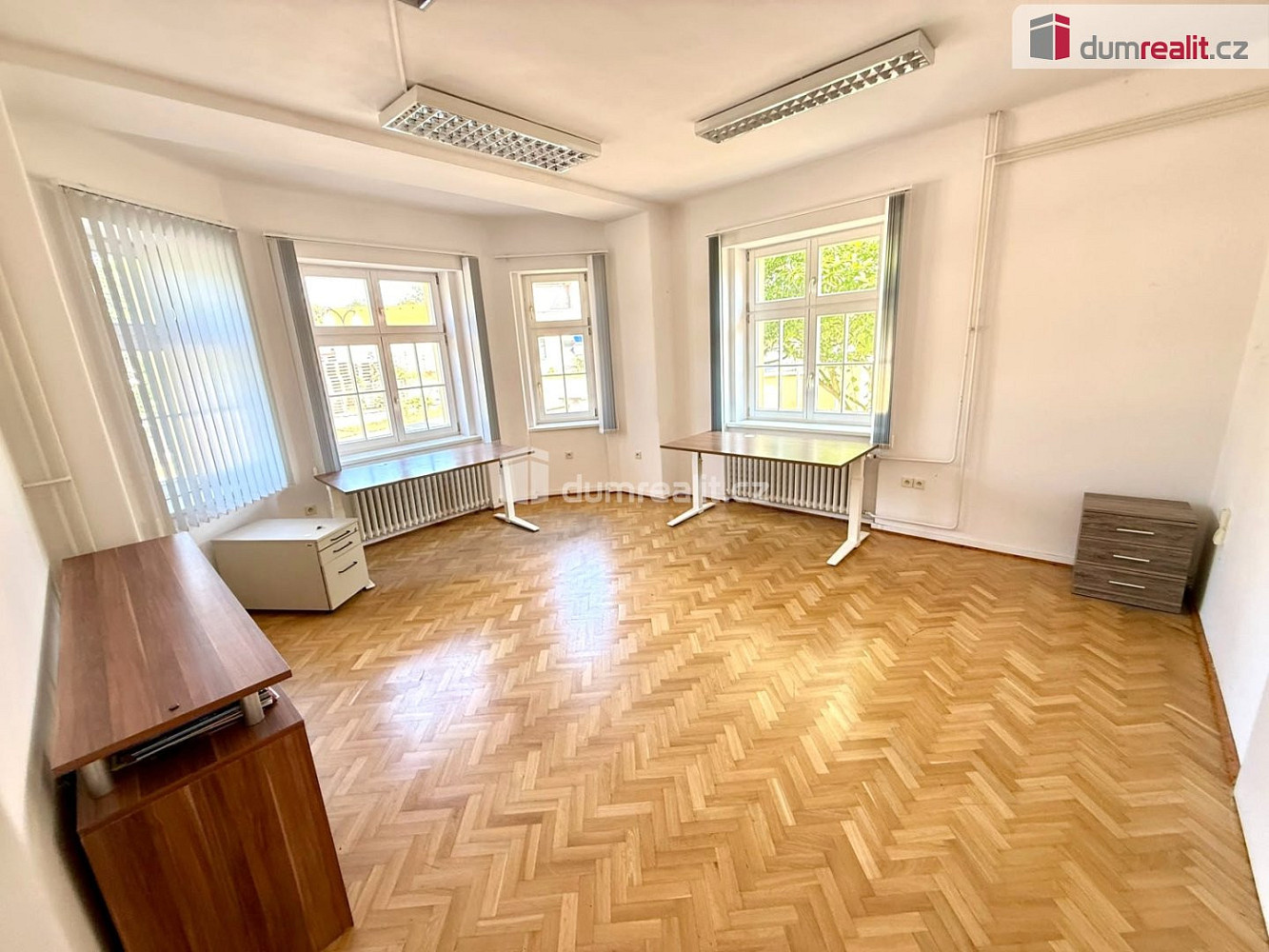 Pronájem kanceláře 24 m² – fotografie 3