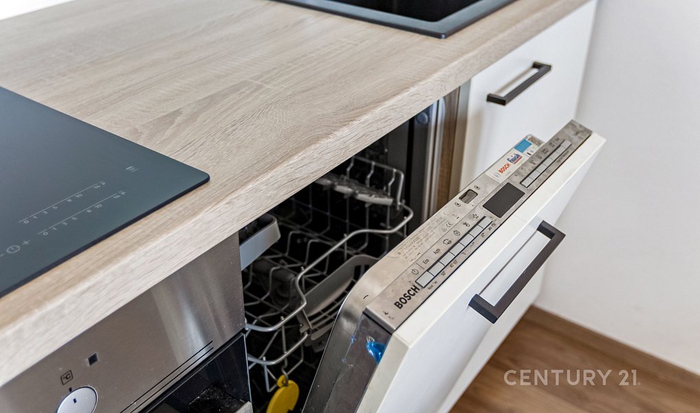 Prodej bytu 1+kk 37 m², Praha – náhled fotky 6