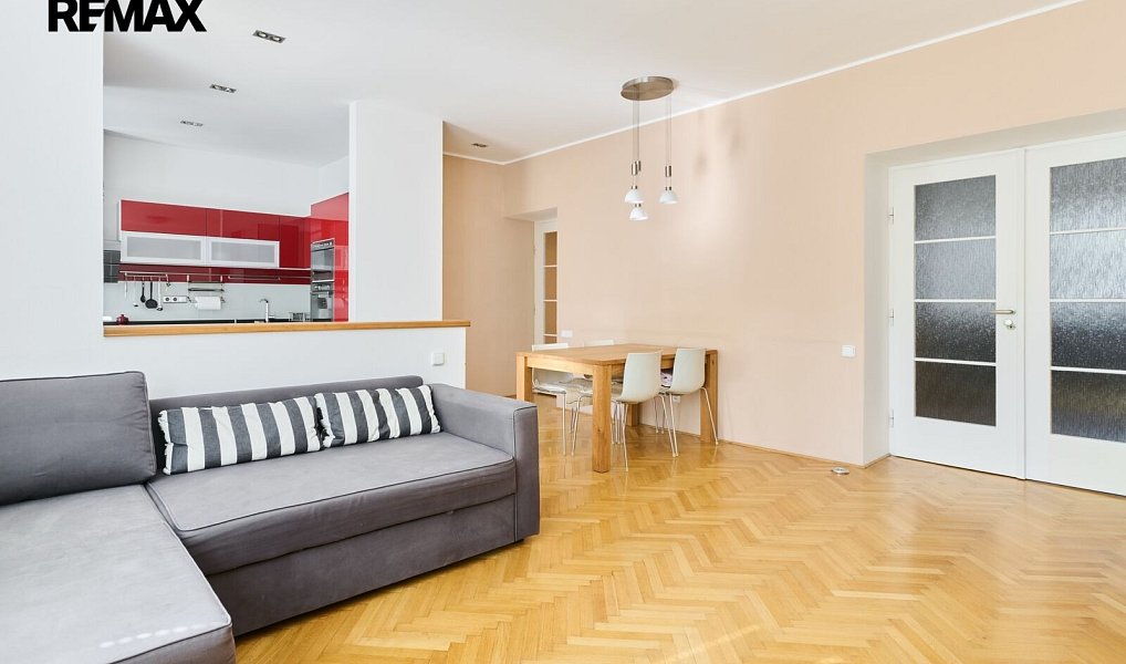 Prodej bytu 3+1 106 m², Praha – náhled fotky 10