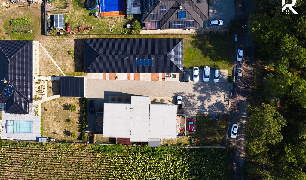 Prodej ubytovacího objektu 617 m², Drnholec – náhled fotky 6