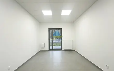 Pronájem obchodních prostor 28 m², Nádražní, Františkovy Lázně, okres Cheb
