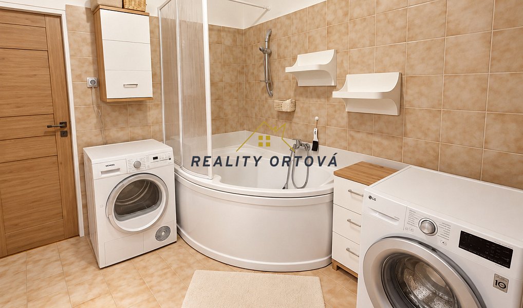 Prodej domu 400 m² s pozemkem 1 032 m², Rokytnice nad Jizerou – náhled fotky 11