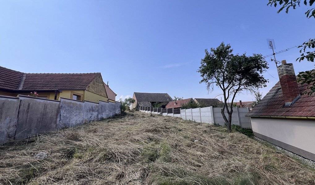 Prodej stavebního pozemku 705 m², Rouchovany – náhled fotky 3
