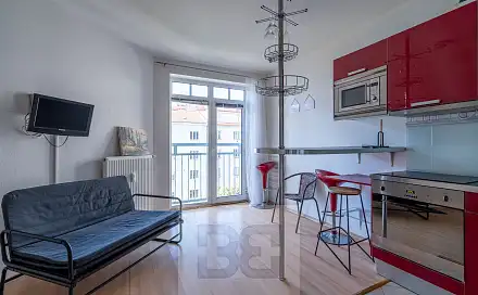 Pronájem bytu 1+kk 30 m²
