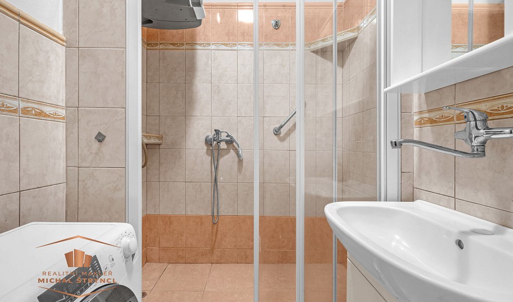 Prodej bytu 1+kk 31 m², Chrudim – náhled fotky 8