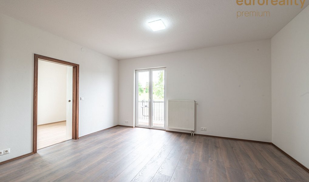 Prodej bytu 2+kk 38 m², Tachov – náhled fotky 3