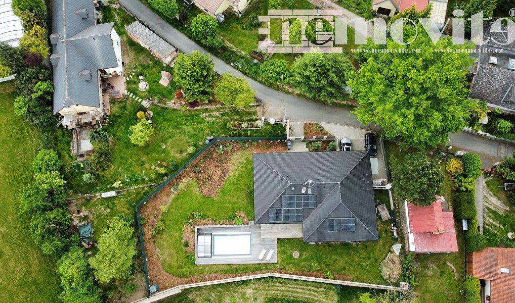 Prodej domu 157 m² s pozemkem 1 047 m², Sulice – náhled fotky 5