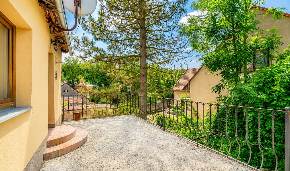 Prodej nájemního domu, činžáku 500 m², Únětice – náhled fotky 48