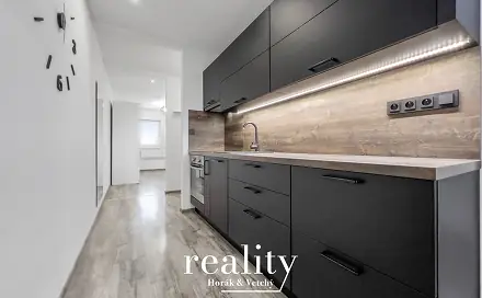 Prodej bytu 2+1 48 m², Hevlín, okres Znojmo