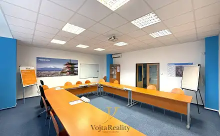 Pronájem kanceláře 203 m², Železniční, Olomouc - Chválkovice