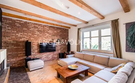 Pronájem domu 360 m² s pozemkem 583 m², Fetrovská, Praha 6 - Dejvice