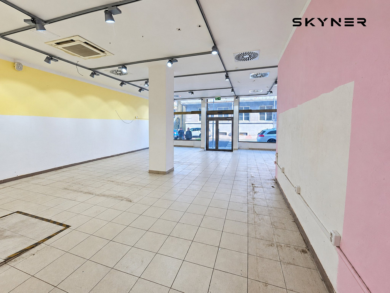 Pronájem obchodních prostor 280 m² – fotografie 5