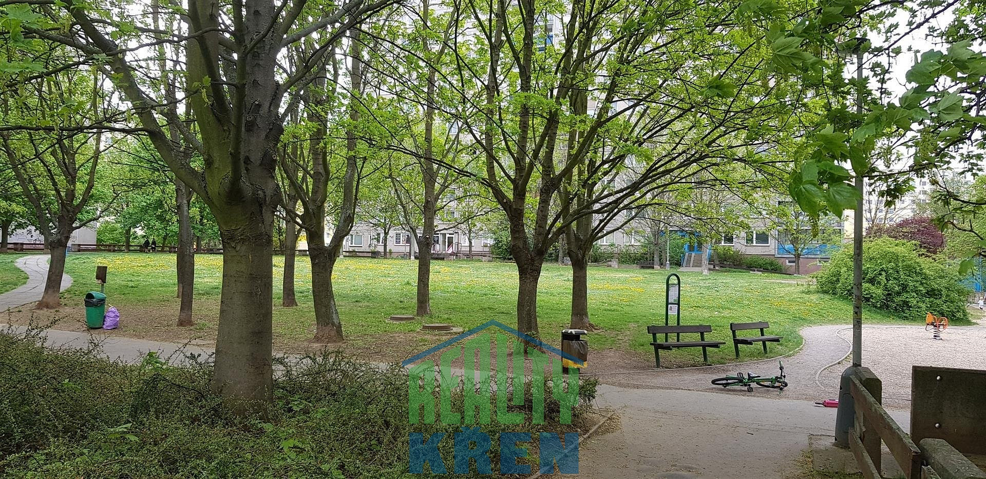 Pronájem bytu 2+kk 43 m² – fotografie 3