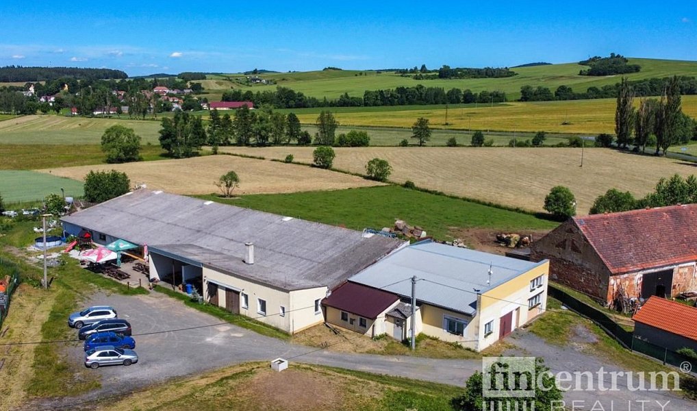 Prodej komerčního objektu (jiného typu) 1 698 m², Křenice – náhled fotky 24