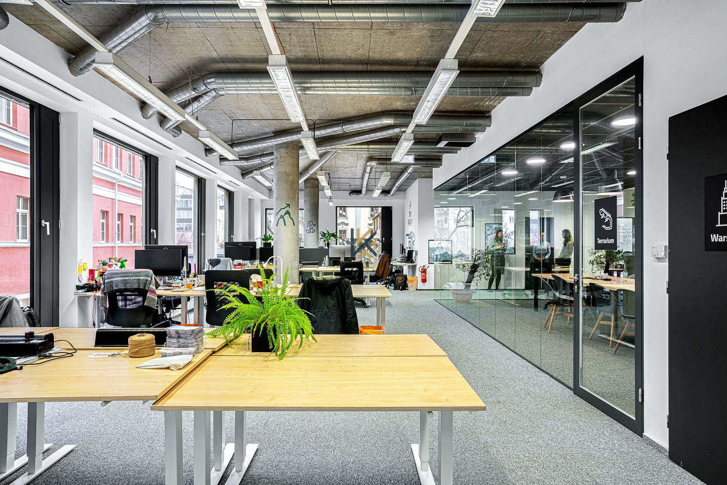 Pronájem kanceláře 539 m² – fotografie 5