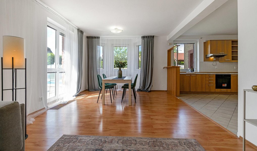 Prodej domu 202 m² s pozemkem 1 200 m², Praha – náhled fotky 7