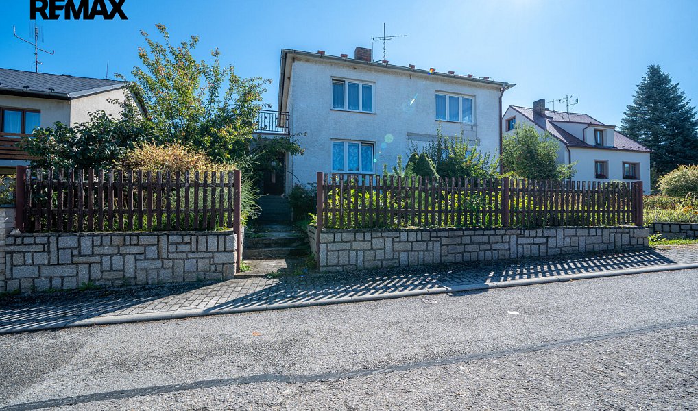 Prodej domu 226 m² s pozemkem 113 m², Člunek – náhled fotky 2