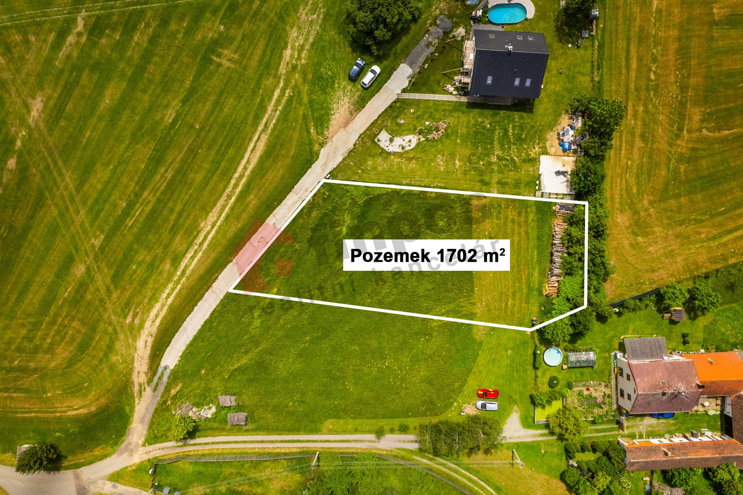Prodej stavebního pozemku 1 702 m² – fotografie 2