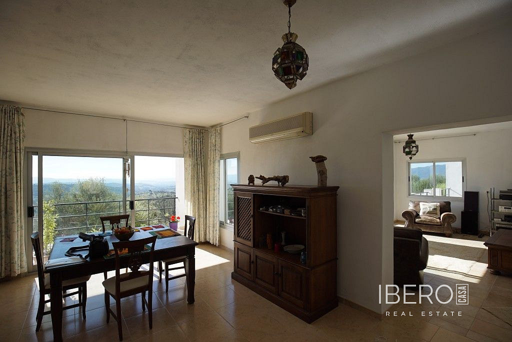 Prodej domu 600 m² s pozemkem 34 000 m² — photo 3