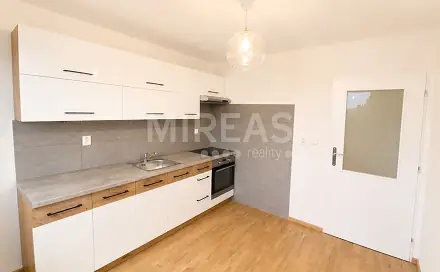 Pronájem bytu 3+1 71 m², Braniborská, Milovice - Mladá, okres Nymburk