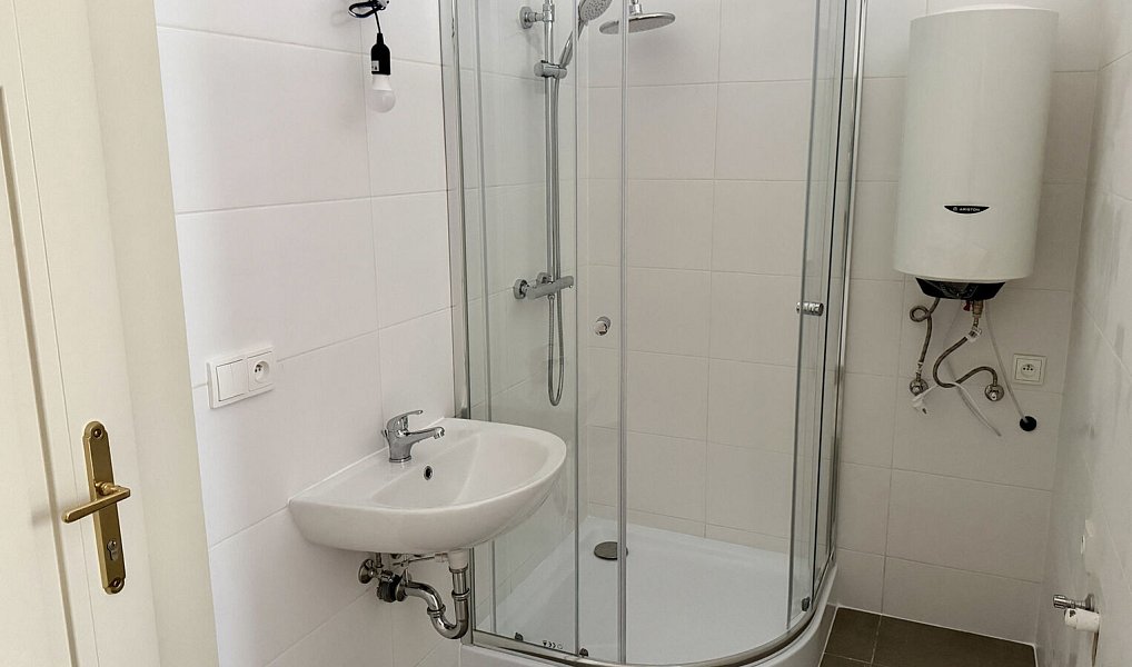 Prodej bytu 1+kk 15 m², Praha – náhled fotky 6