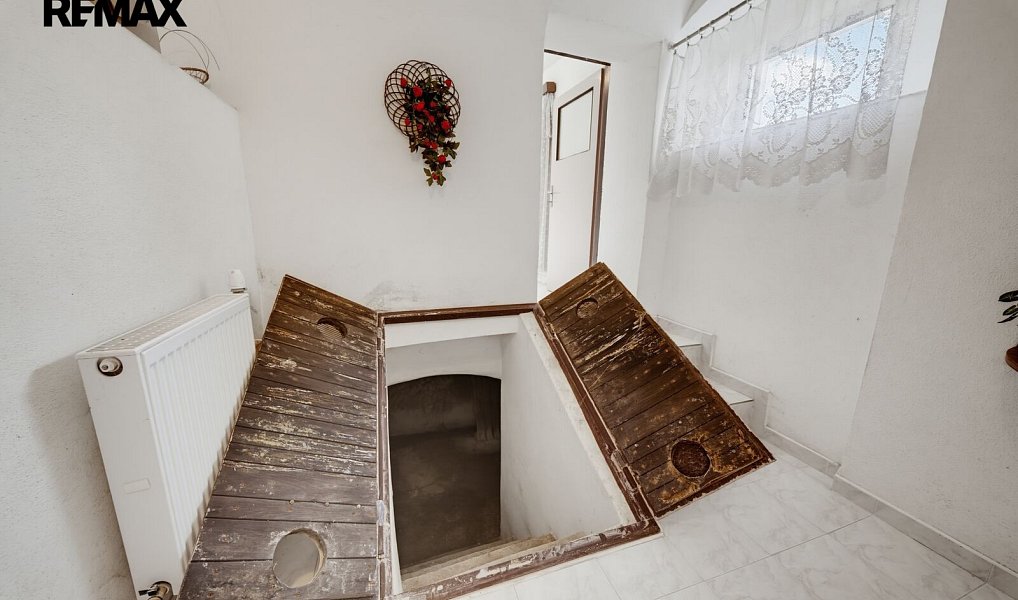 Prodej domu 380 m² s pozemkem 461 m², Žďár nad Sázavou – náhled fotky 6