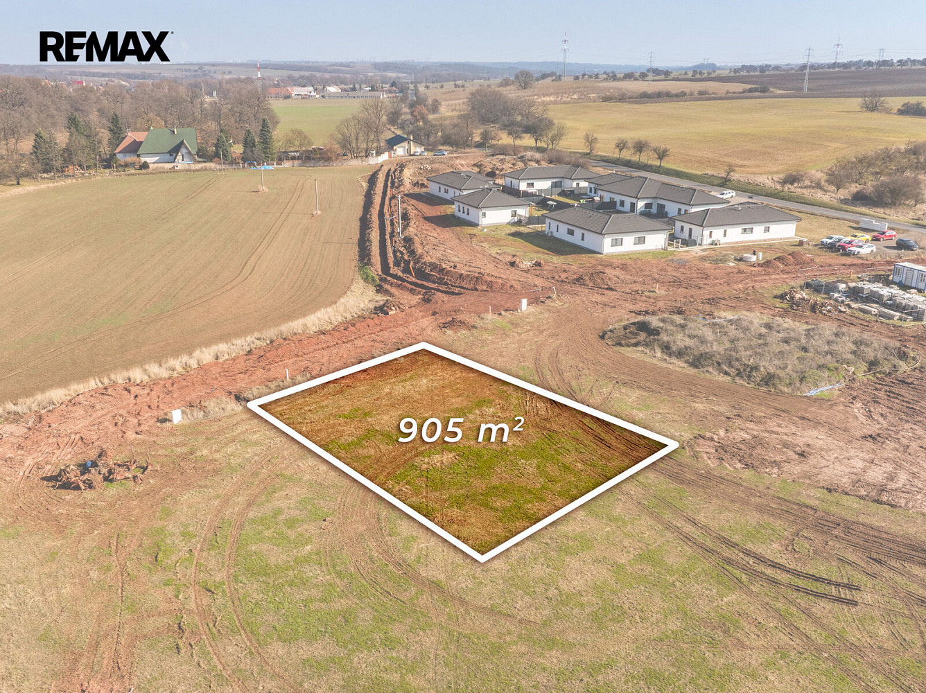 Prodej stavebního pozemku 905 m² – fotografie 4