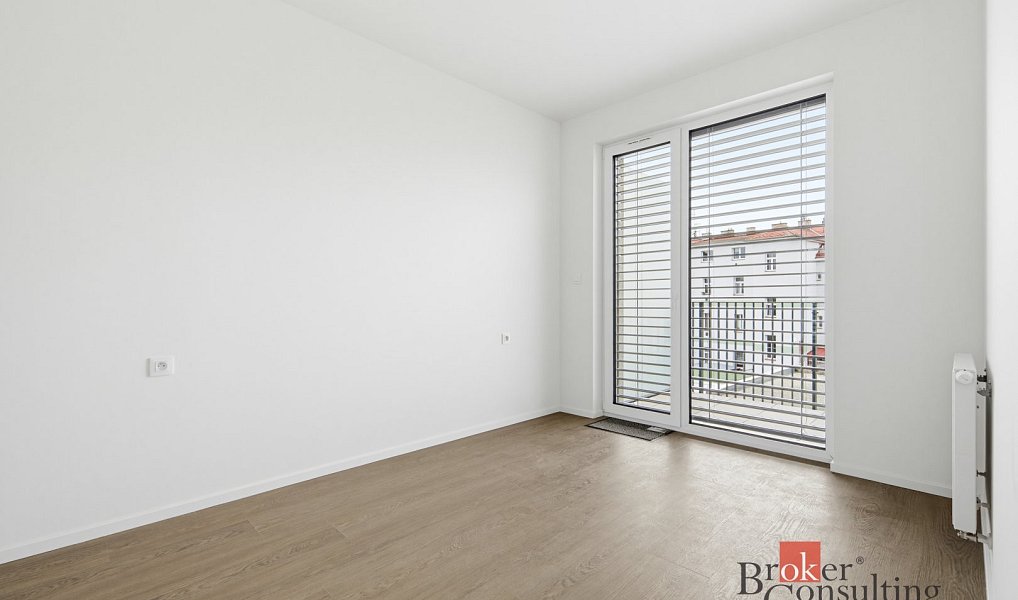 Pronájem bytu 2+kk 48 m², Hradec Králové – náhled fotky 7