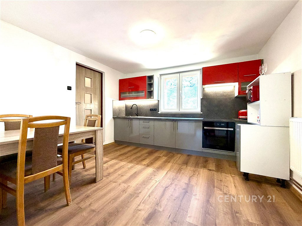 Prodej domu 82 m² s pozemkem 302 m² — photo 2