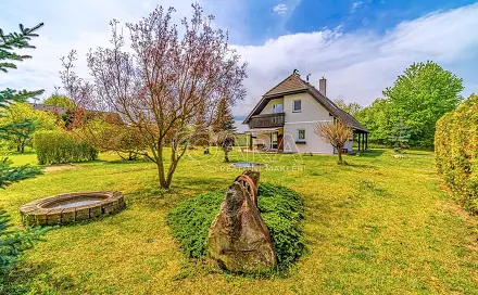 Prodej domu 113 m² s pozemkem 2 329 m², Nová Ves - Staré Ouholice, okres Mělník