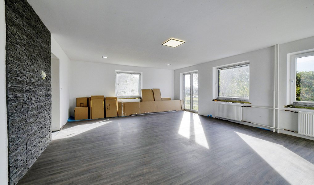 Prodej domu 203 m² s pozemkem 882 m², Hranice – náhled fotky 9