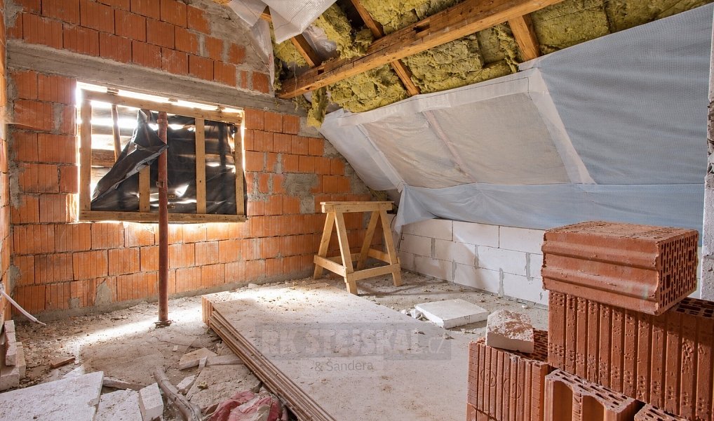 Prodej domu 431 m² s pozemkem 242 m², Moldava – náhled fotky 10